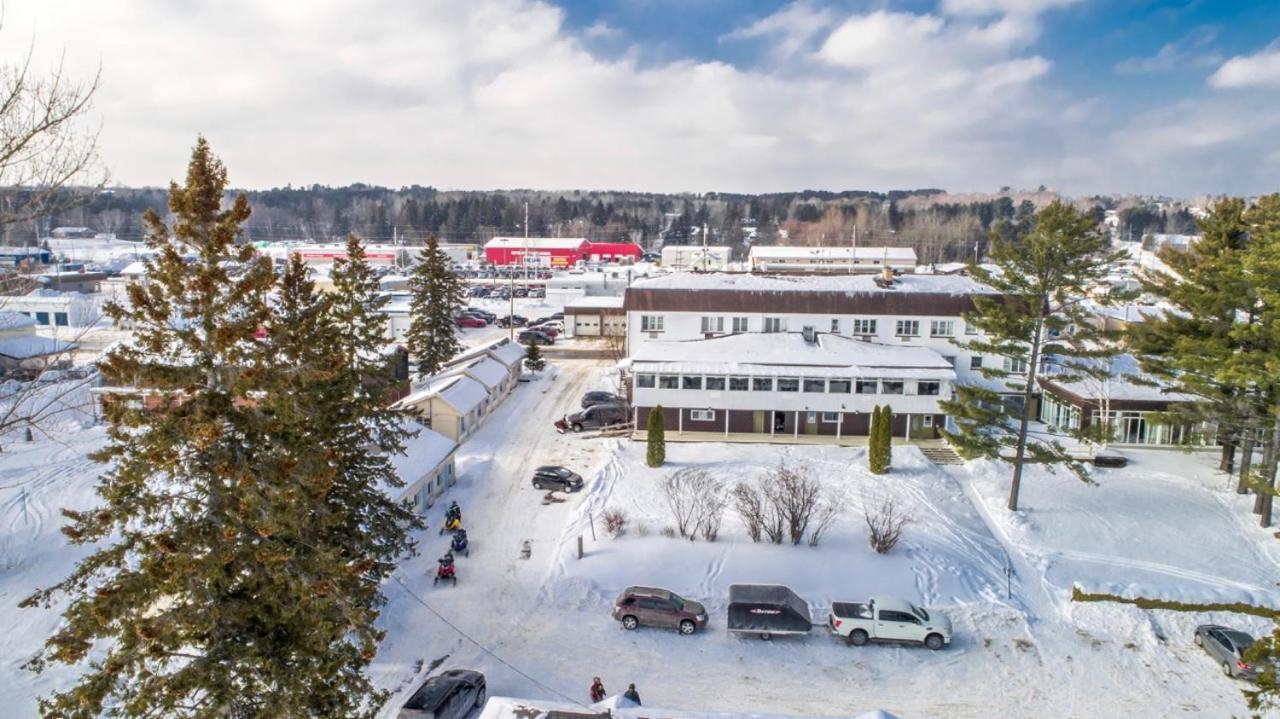 Caswell Resort Sundridge Exterior foto